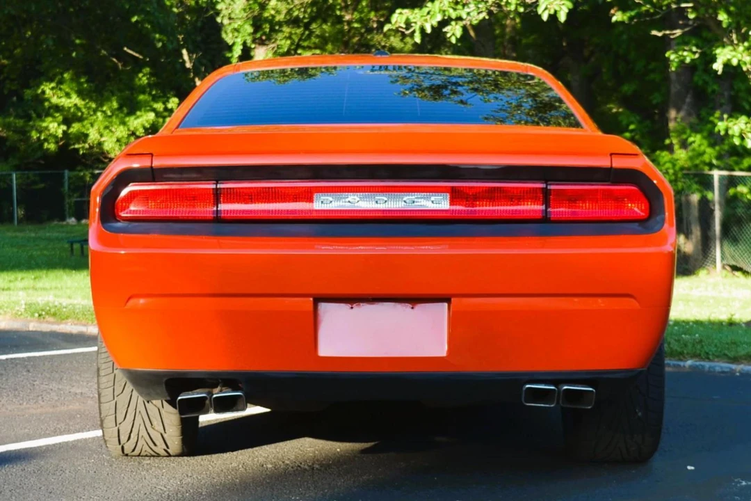 2010 Dodge Challenger 3rd Gen - Image 5 of 31