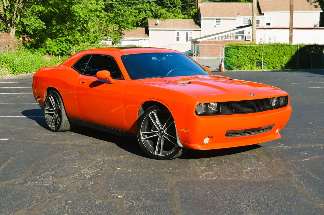 2010 Dodge Challenger 3rd Gen - Image 24 of 31