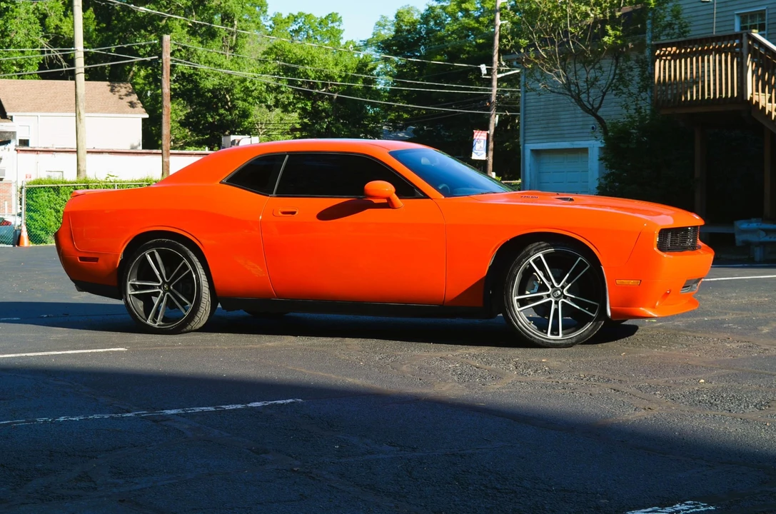 2010 Dodge Challenger 3rd Gen - Image 20 of 31