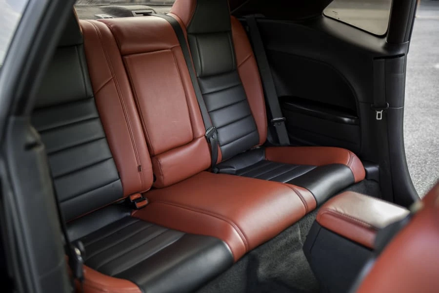 2010 Dodge Challenger 3rd Gen - Image 6 of 12