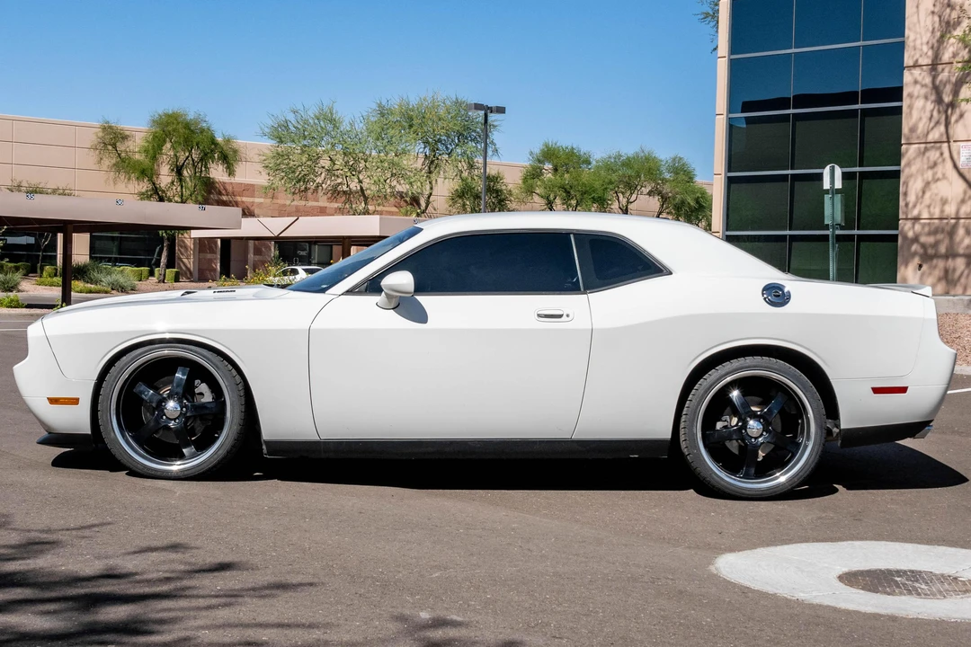 2010 Dodge Challenger 3rd Gen - Image 3 of 31