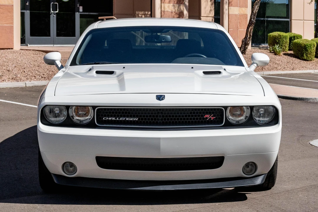 2010 Dodge Challenger 3rd Gen - Image 2 of 31