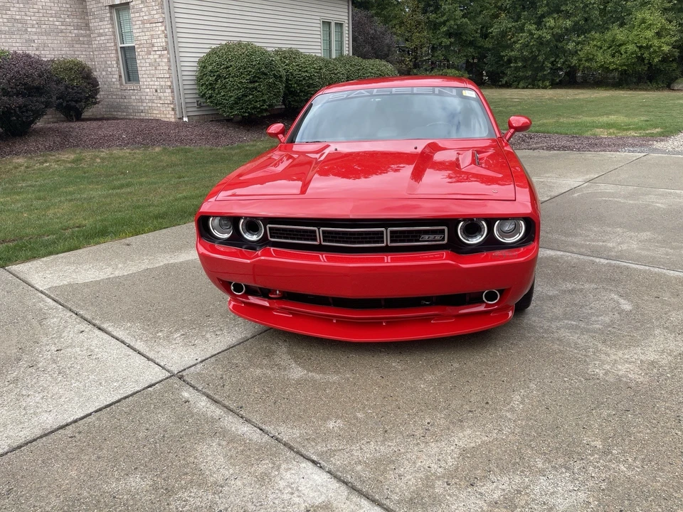 2010 Dodge Challenger 3rd Gen - Image 19 of 24