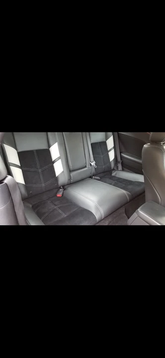 2010 Dodge Challenger 3rd Gen - Image 8 of 24