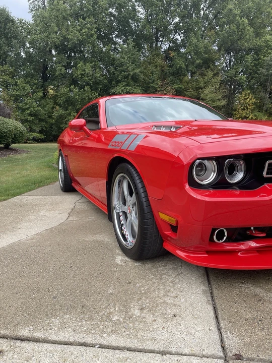2010 Dodge Challenger 3rd Gen - Image 13 of 24