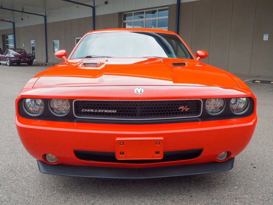 2010 Dodge Challenger 3rd Gen - Image 20 of 31