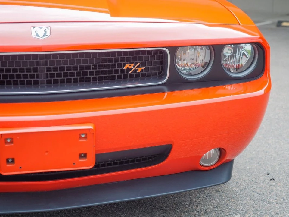 2010 Dodge Challenger 3rd Gen - Image 23 of 31