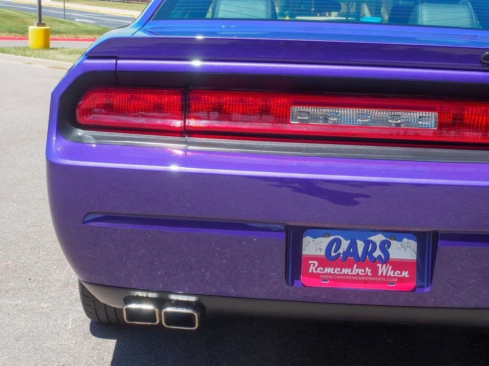 2010 Dodge Challenger 3rd Gen - Image 21 of 31