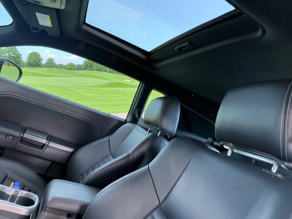 2010 Dodge Challenger 3rd Gen - Image 10 of 12
