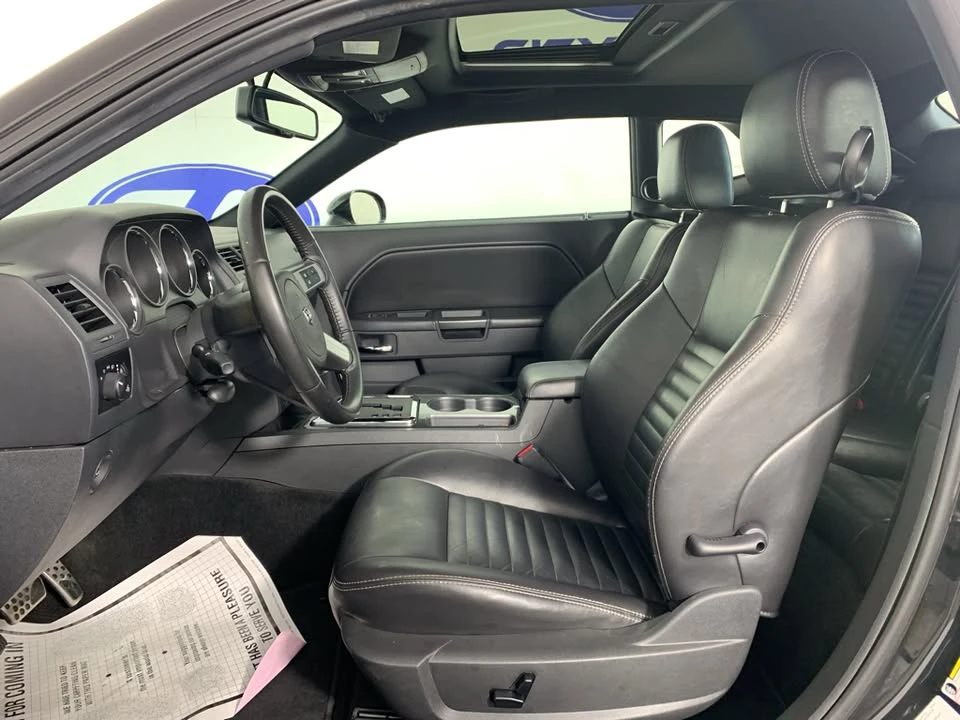 2010 Dodge Challenger 3rd Gen - Image 10 of 10