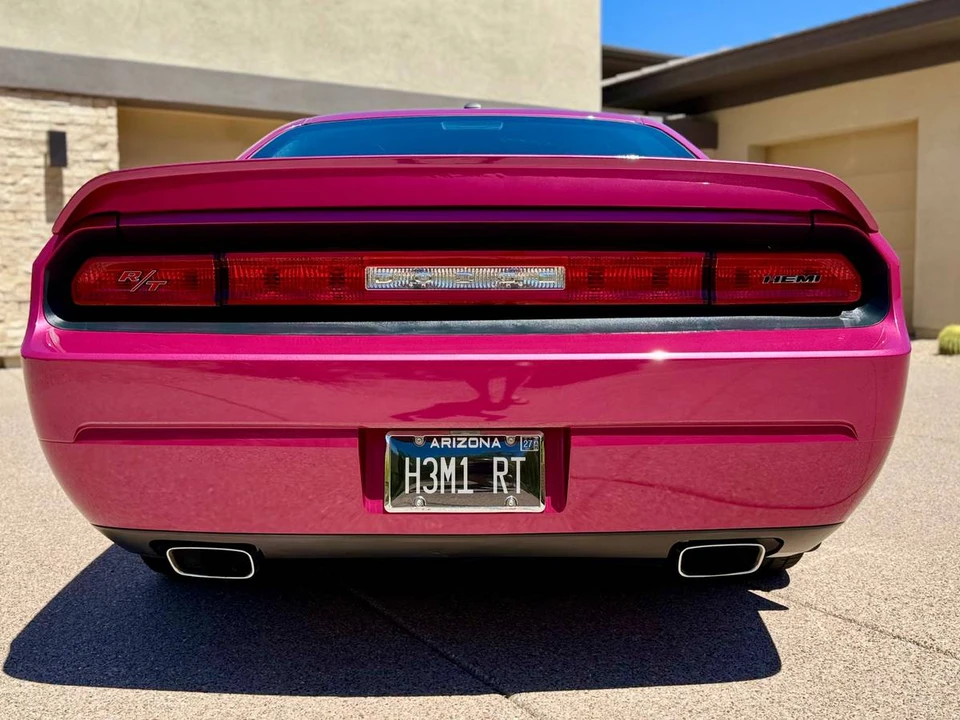 2010 Dodge Challenger 3rd Gen - Image 11 of 23
