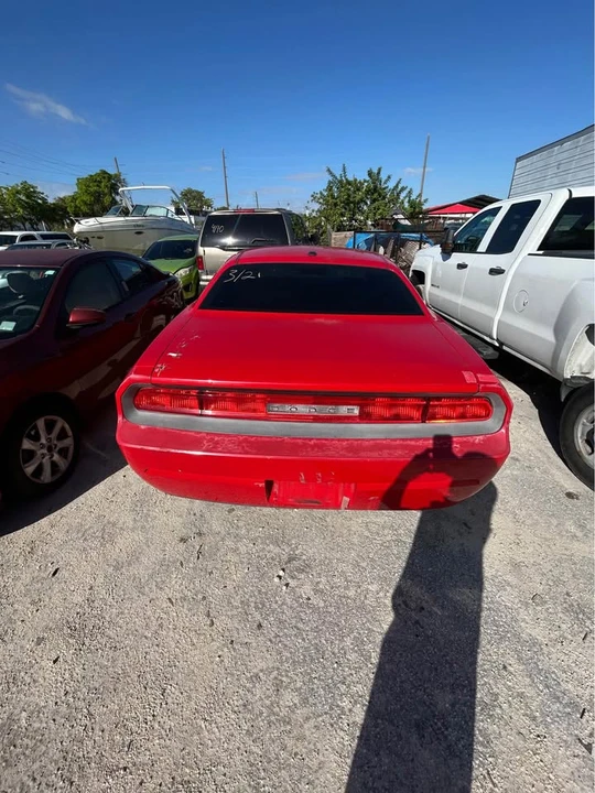 2010 Dodge Challenger 3rd Gen - Image 10 of 14