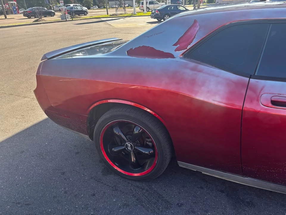 2010 Dodge Challenger 3rd Gen - Image 7 of 8