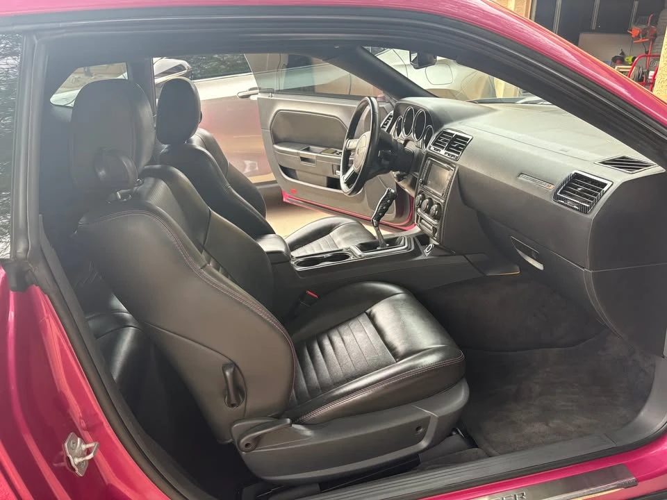 2010 Dodge Challenger 3rd Gen - Image 8 of 19