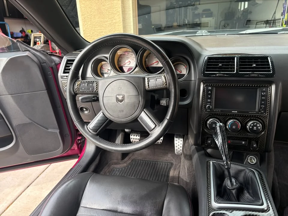 2010 Dodge Challenger 3rd Gen - Image 13 of 19