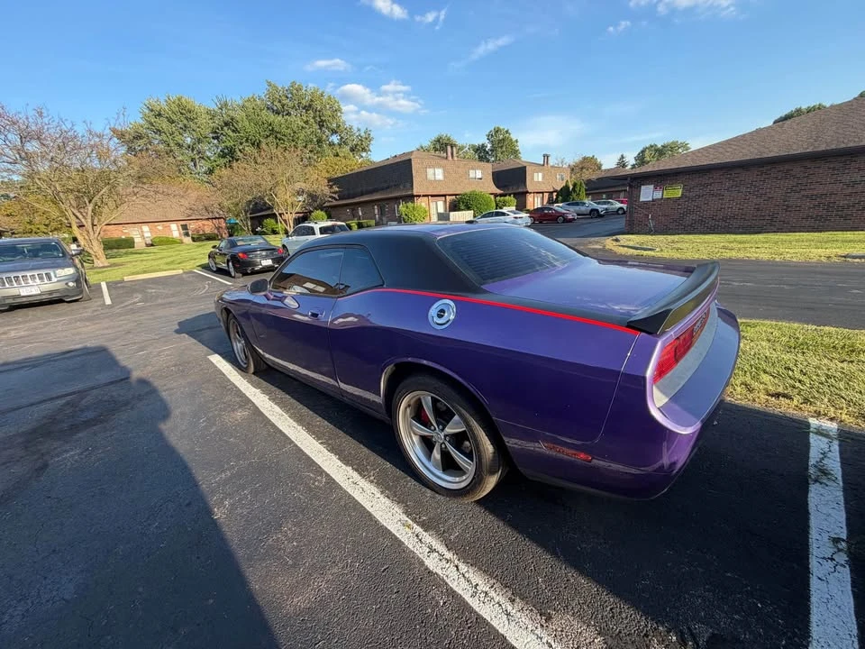 2010 Dodge Challenger 3rd Gen - Image 8 of 13