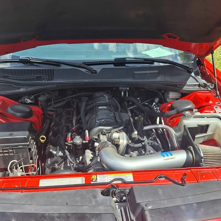 2010 Dodge Challenger 3rd Gen - Image 10 of 11