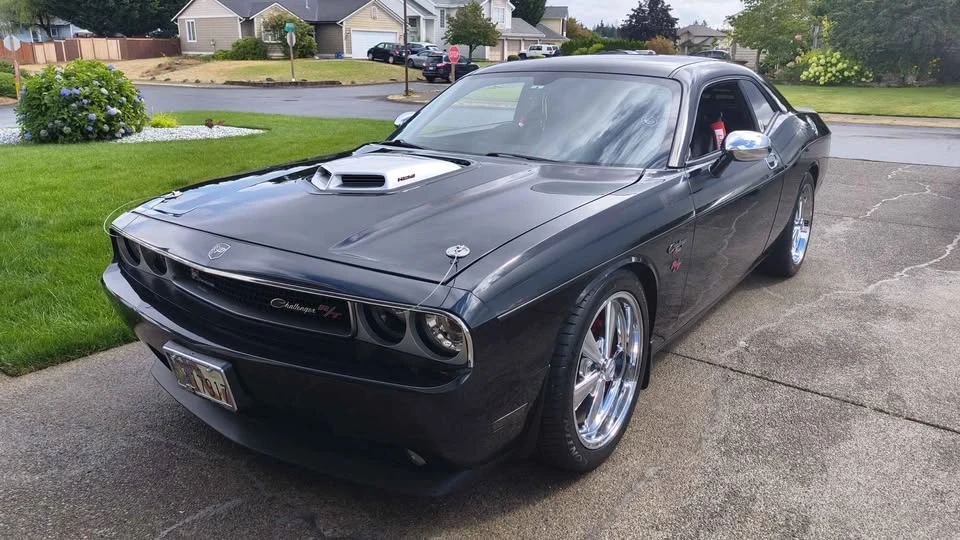2010 Dodge Challenger 3rd Gen - Image 3 of 17