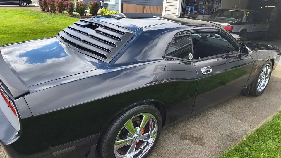 2010 Dodge Challenger 3rd Gen - Image 6 of 17