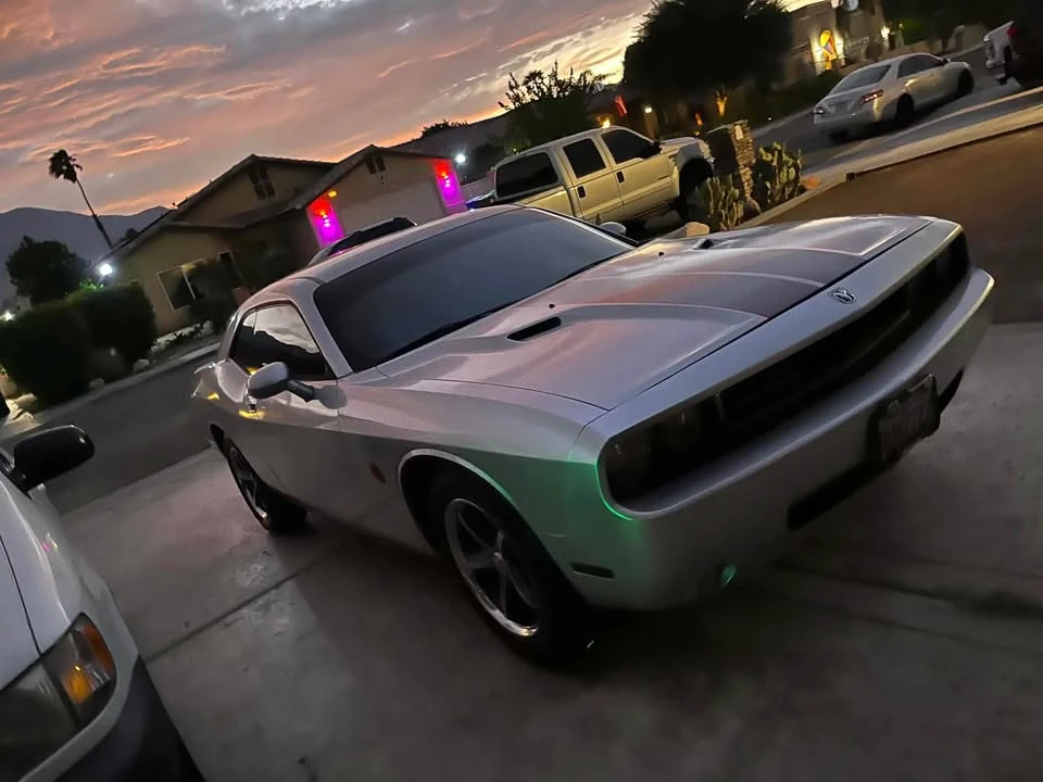 2010 Dodge Challenger 3rd Gen - Image 4 of 9