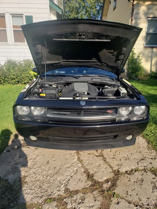 2010 Dodge Challenger 3rd Gen - Image 3 of 7
