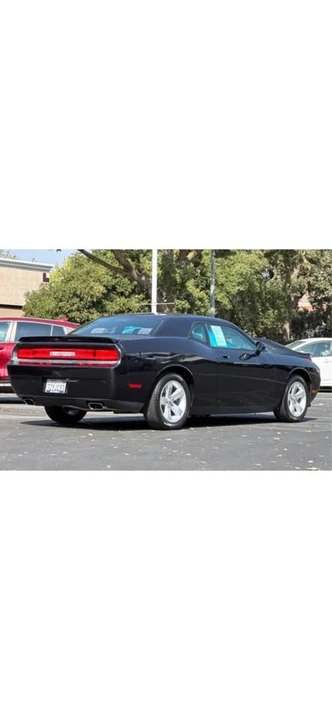 2010 Dodge Challenger 3rd Gen - Image 3 of 16