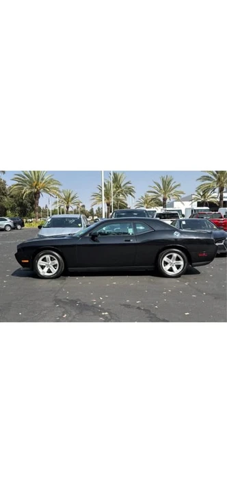 2010 Dodge Challenger 3rd Gen - Image 6 of 16