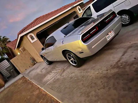 2010 Dodge Challenger R/T Classic Coupe 2D