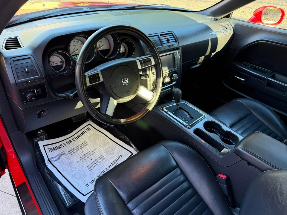 2010 Dodge Challenger 3rd Gen - Image 6 of 21