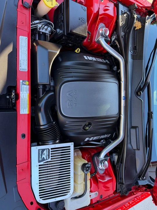 2010 Dodge Challenger 3rd Gen - Image 15 of 21