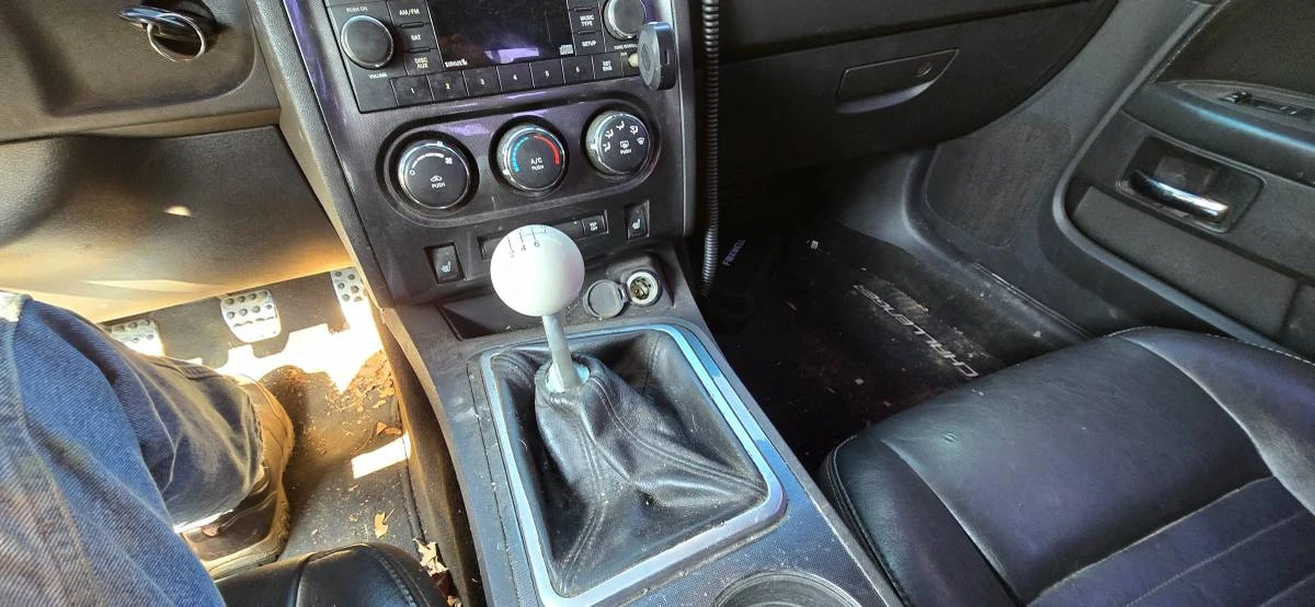 2010 Dodge Challenger 3rd Gen - Image 3 of 12