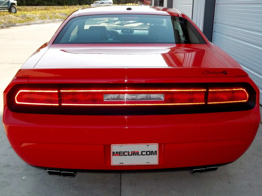 2010 Dodge Challenger 3rd Gen - Image 2 of 7