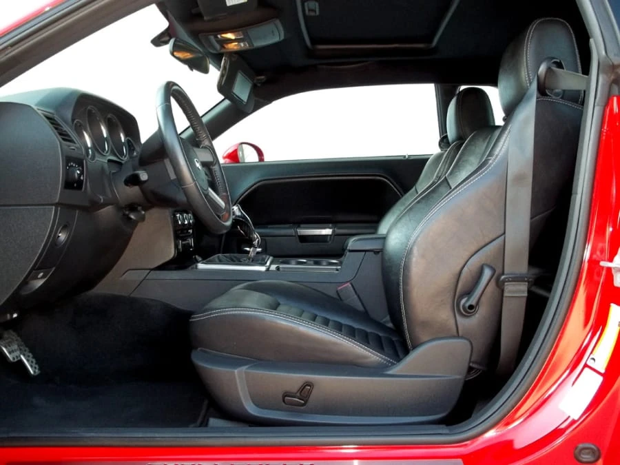2010 Dodge Challenger 3rd Gen - Image 4 of 7