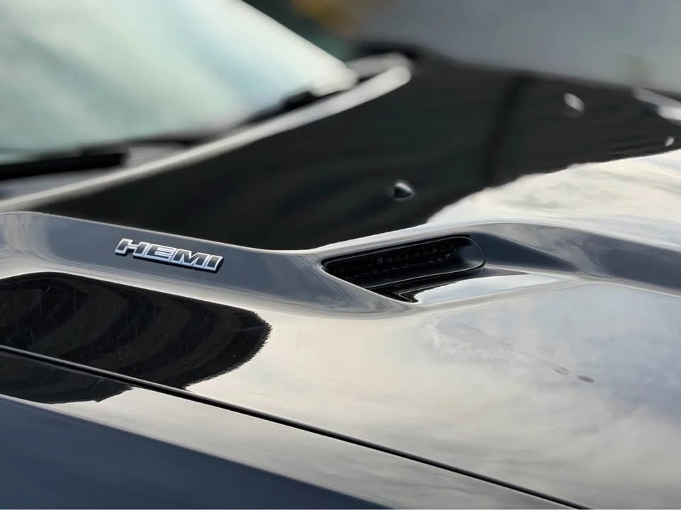 2010 Dodge Challenger 3rd Gen - Image 10 of 20