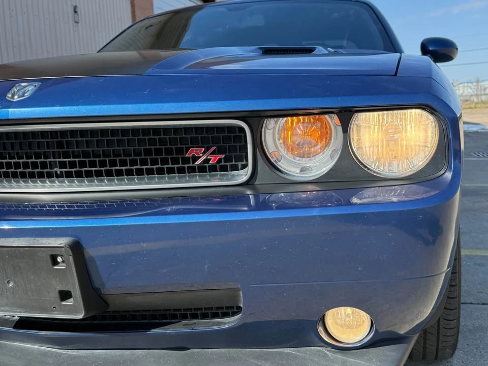 2010 Dodge Challenger 3rd Gen - Image 9 of 20
