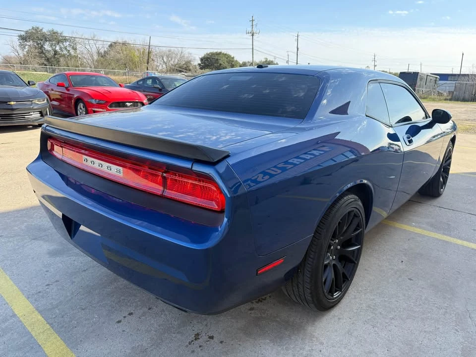 2010 Dodge Challenger 3rd Gen - Image 6 of 20