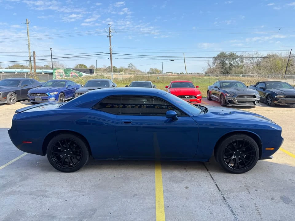 2010 Dodge Challenger 3rd Gen - Image 5 of 20