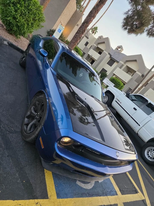 2010 Dodge Challenger 3rd Gen - Image 2 of 7