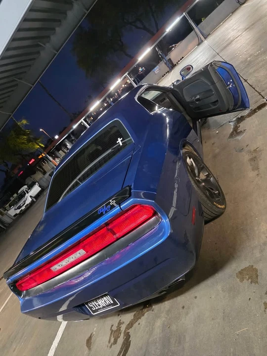 2010 Dodge Challenger 3rd Gen - Image 7 of 7