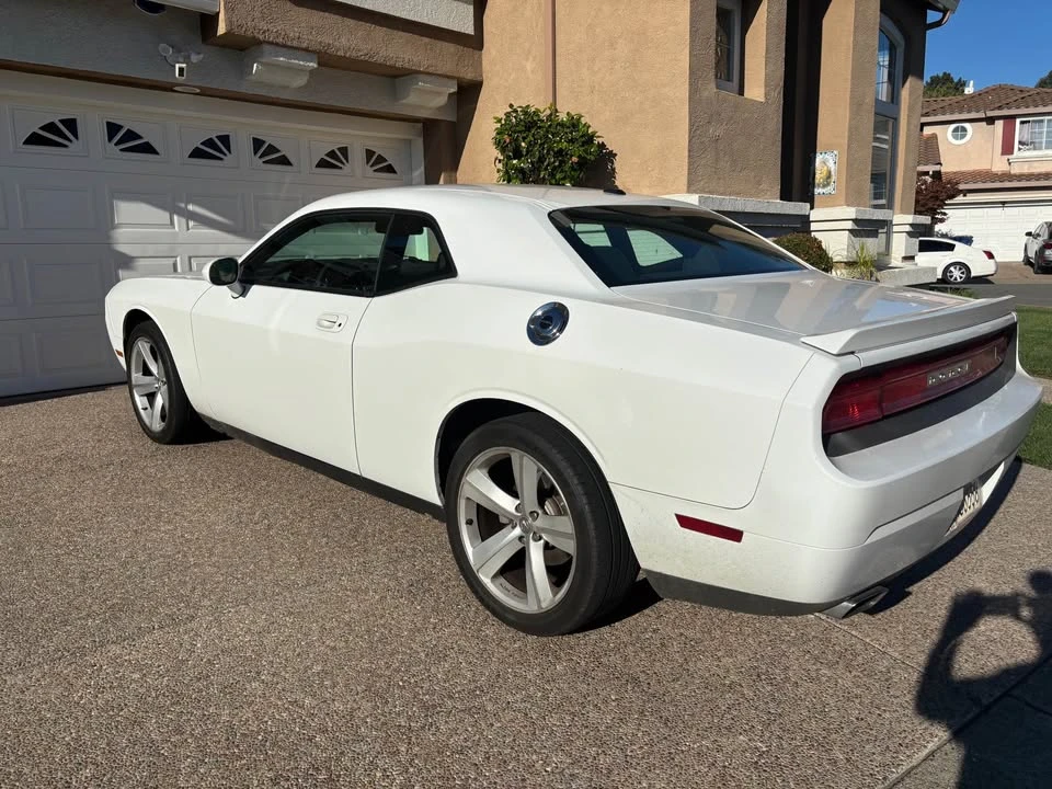 2010 Dodge Challenger 3rd Gen - Image 20 of 20