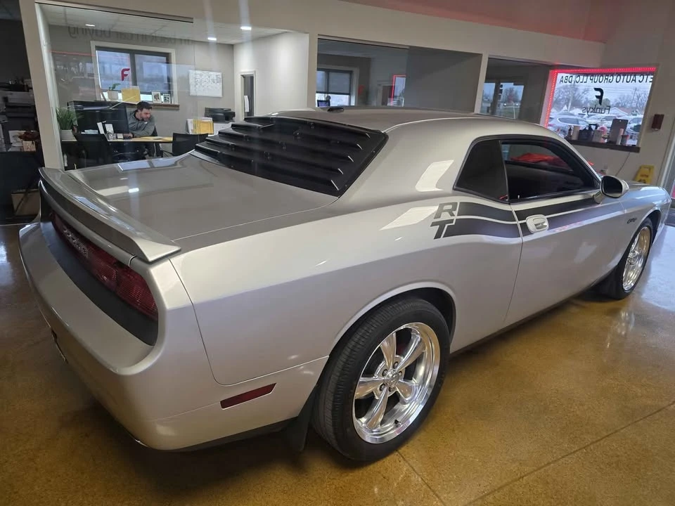 2010 Dodge Challenger 3rd Gen - Image 6 of 16