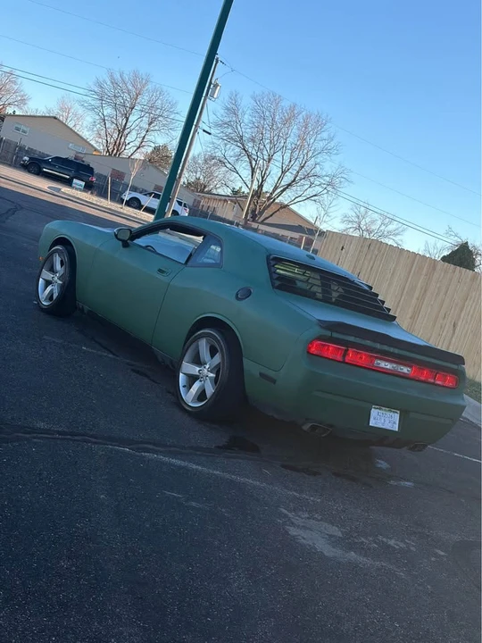 2010 Dodge Challenger 3rd Gen - Image 6 of 9