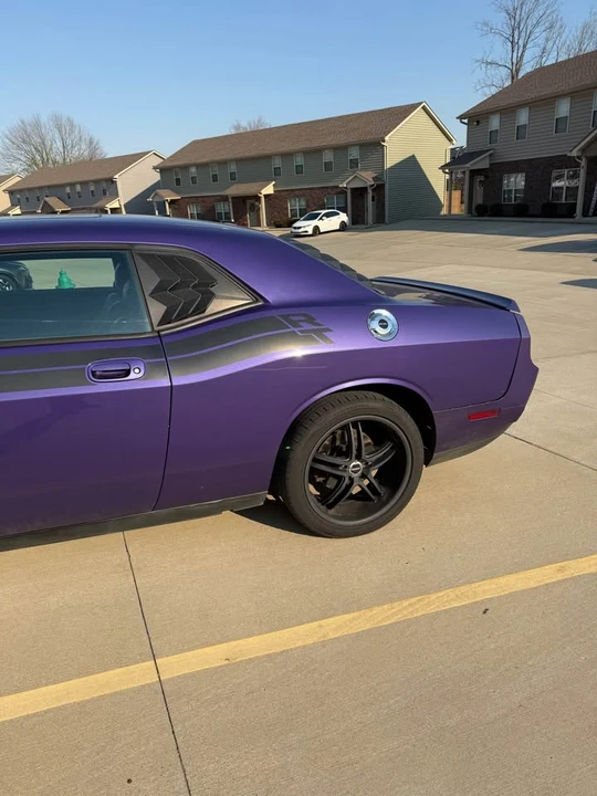 2010 Dodge Challenger 3rd Gen - Image 4 of 6