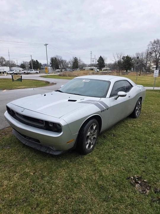 2010 Dodge Challenger 3rd Gen - Image 3 of 19