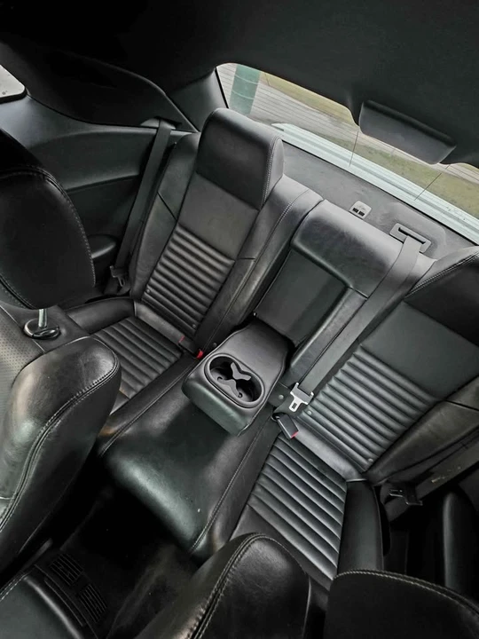 2010 Dodge Challenger 3rd Gen - Image 6 of 19