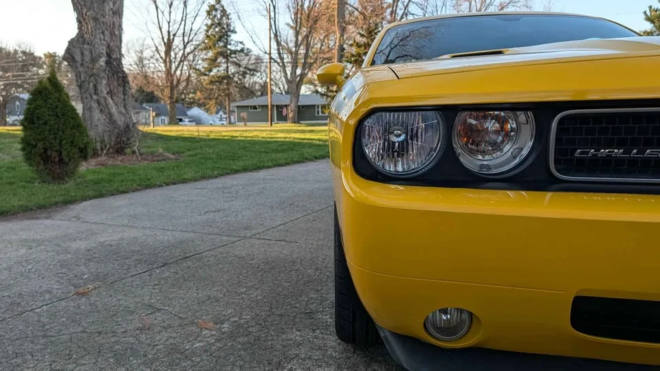 2010 Dodge Challenger 3rd Gen - Image 2 of 15