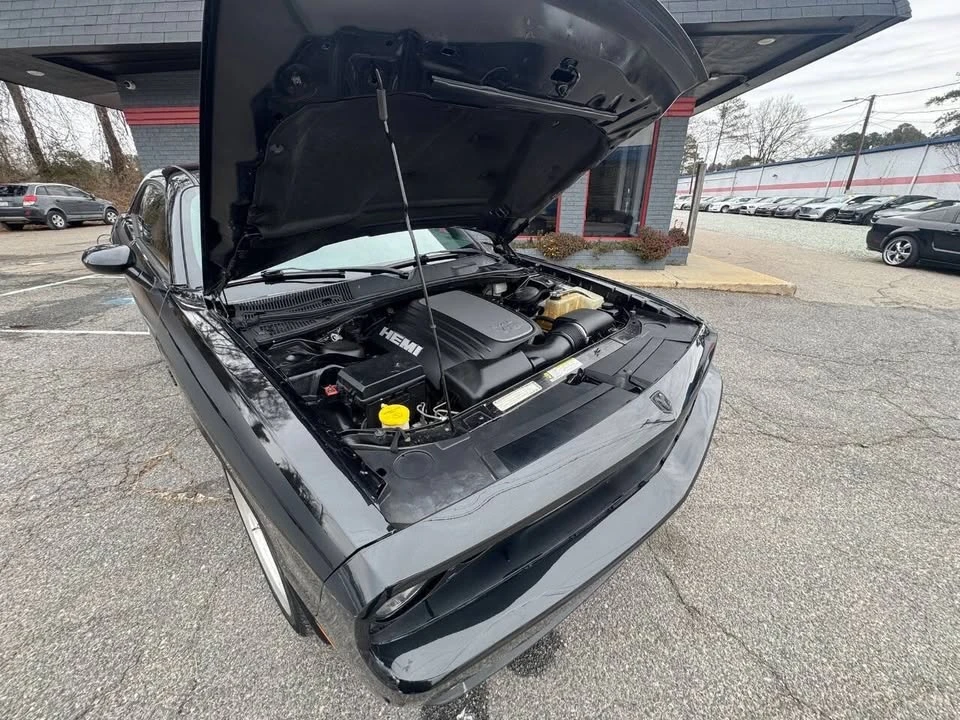 2010 Dodge Challenger 3rd Gen - Image 19 of 19