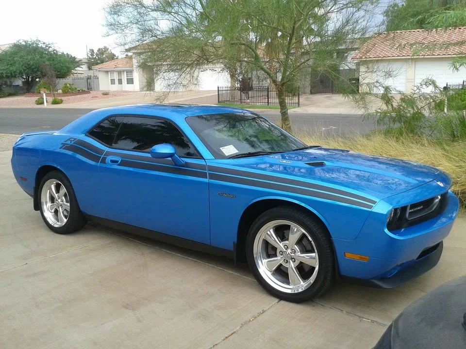 2010 Dodge Challenger 3rd Gen - Image 3 of 8