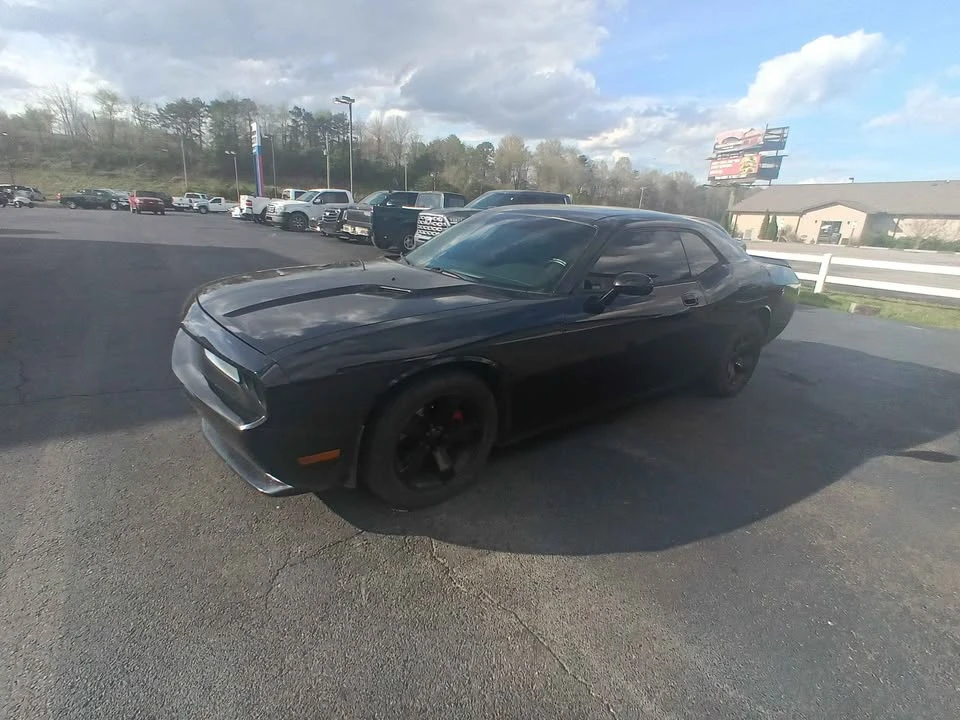 2010 Dodge Challenger 3rd Gen - Image 3 of 9