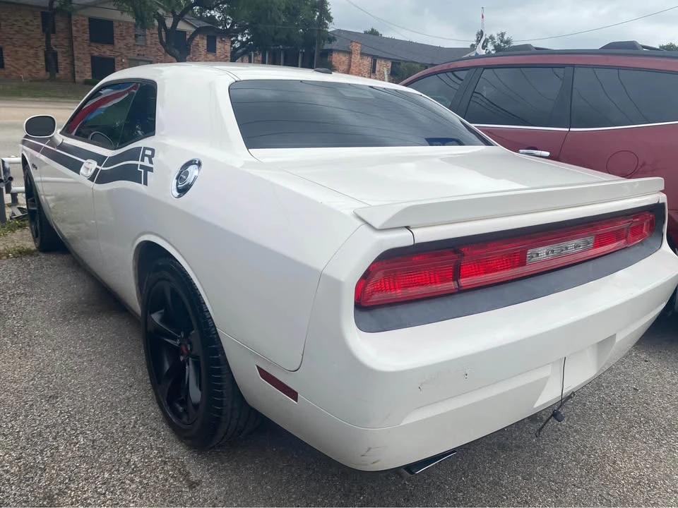 2010 Dodge Challenger 3rd Gen - Image 4 of 7
